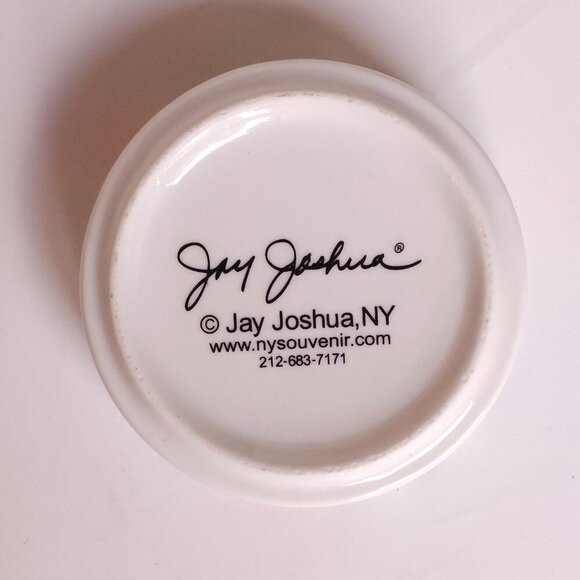 FUN I Love New York Ashtray Jay Joshua Souvenir Round Ashtray - Picture 2 of 6